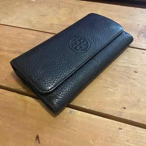 Tory Burch Black Leather Continental wallet